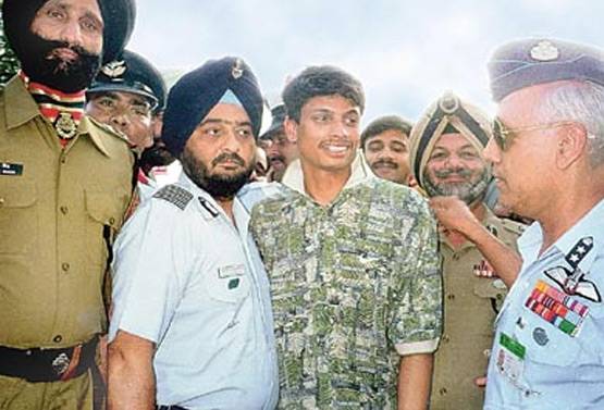 PAK की कैद में थे पायलट नचिकेता, वाजपेयी सरकार ऐसे लाई थी वापस