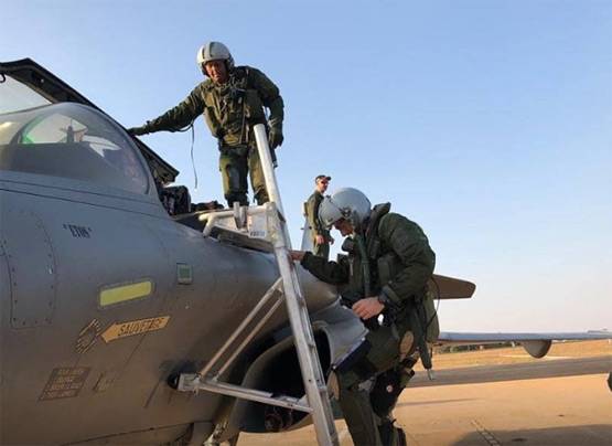 मुश्किल है फाइटर पायलट बनना, बस एक ही बार मिलता है मौका