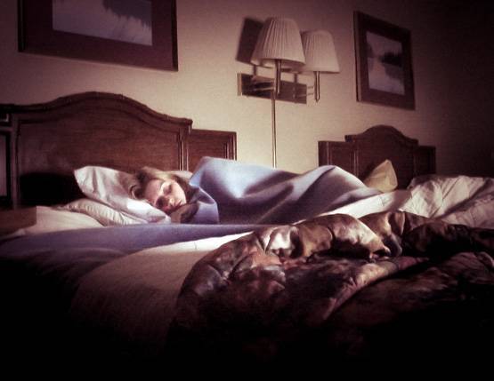 इसलिए आपको जबरदस्ती सुबह जल्दी नहीं उठना चाहिए