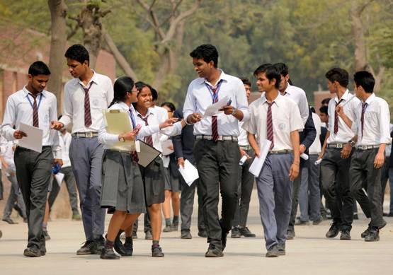 CBSE Board Exam देंगे 31 लाख छात्र, घरवाले पढ़ लें 6 जरूरी बातें