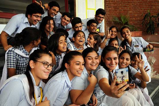 बिहार 12th Exam: इस बार गजब सख्ती, डबल चेकिंग- पेपर में 10 सेट