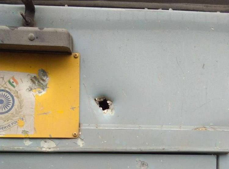 आतंकी का भाई था 10वीं पास आदिल, ऐसे बना जैश का फिदायीन