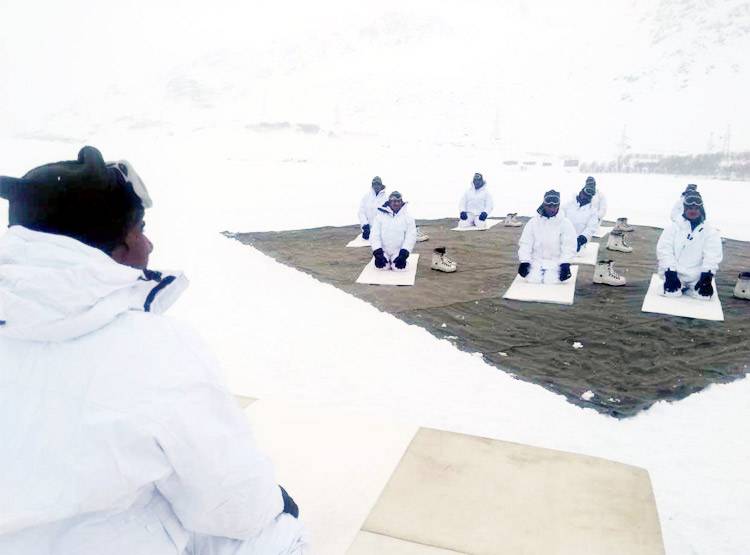 भारत का सबसे ठंडा इलाका, माइनस 31 डिग्री में जवान दे रहे पहरा