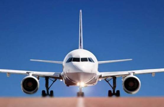 SpiceJet ने शुरू की मेगा सेल, सिर्फ 899 रुपये में हवाई सफर