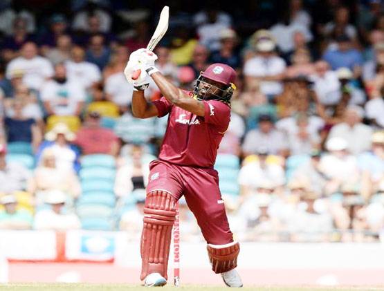 क्रिस गेल की आंधी में उड़ा शाहिद आफरीदी के छक्कों का रिकॉर्ड