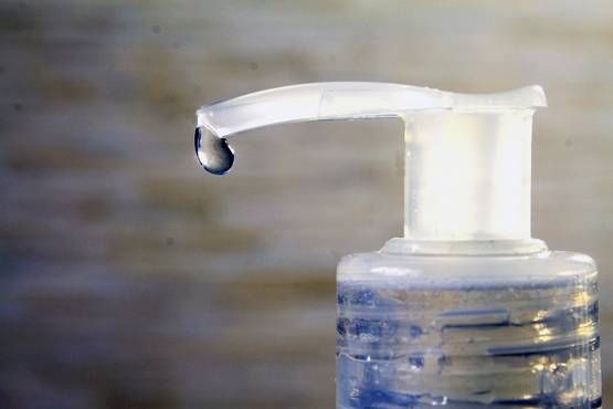 फॉक्स न्यूज के इस एंकर ने 10 साल से नहीं धोए हाथ