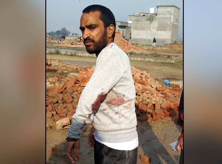 आंधी तूफान का असर, कहीं उड़ीं छतें तो कहीं मोबाइल टावर