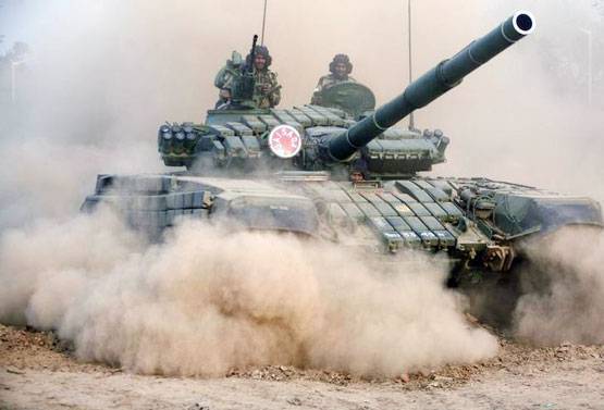 भारत-पाक के बीच अगर हुई जंग तो जानें कौन है कितना ताकतवर