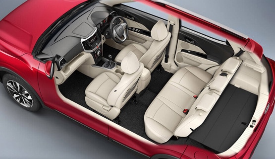 20 तस्वीरों में देखें नई Mahindra XUV 300 का कोना-कोना