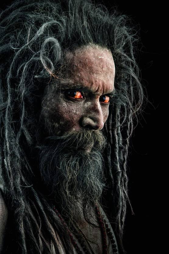 Kumbh 2019: तस्वीरों में देखिए नागाओं की रहस्यमयी दुनिया