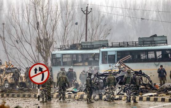 शहीद जवानों के लिए आगे आया SBI, लोन माफी समेत किए ये बड़े ऐलान