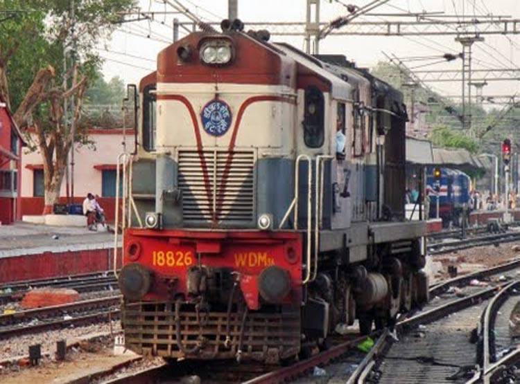 भारत पर PAK ने किया 'समझौता' का इस्‍तेमाल, इंदिरा गांधी ने की थी पहल