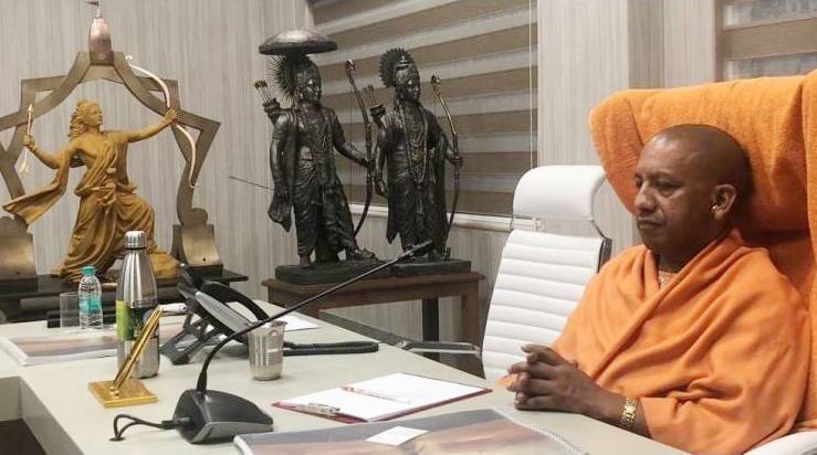 मूर्तियों की राजनीति: मायावती ही क्यों, कई दलों ने साधी सियासत