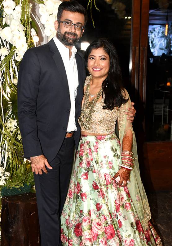 छोटी बहन के र‍िसेप्शन में पहुंचीं ब‍िपाशा बसु, द‍िखा रॉयल अंदाज