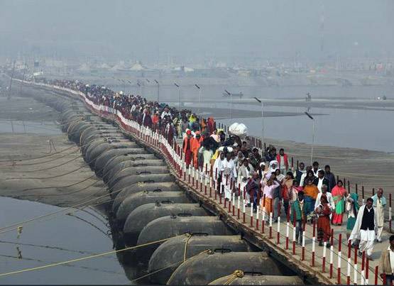 50 दिनों में 25 करोड़ श्रद्धालुओं ने लगाई डुबकी, कुंभ में बना रिकॉर्ड