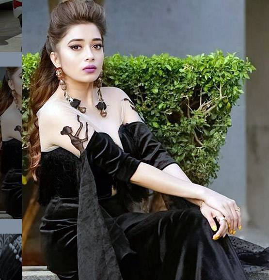 इंटीमेट सीन में एक्ट्रेस को गलत तरीके से छुआ, ऑफएयर होगा शो?