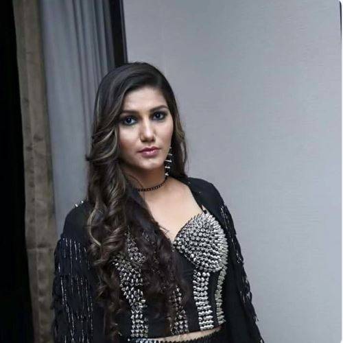 कभी 3100 रुपये में सपना चौधरी करती थीं प्रोग्राम, आज इतनी है फीस