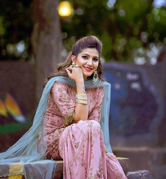 बॉयफ्रेंड से शादीशुदा होने तक, ये है सपना की जिंदगी के 4 'रहस्य'