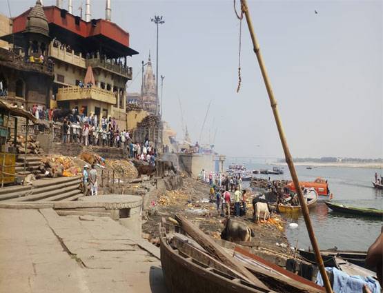 चिता की राख से खेली होली, बनारस के सिवा दुनिया में कहीं नहीं होता ऐसा