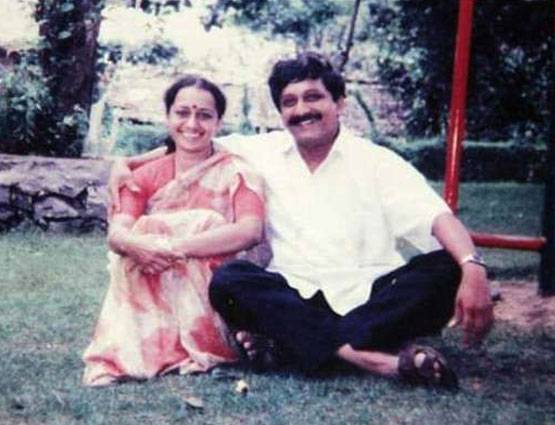 गोवा की राजनीति के अमिताभ थे पर्रिकर, ऐसी थी उनकी फैमिली लाइफ