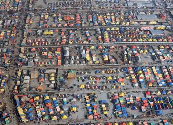 50 दिनों में 25 करोड़ श्रद्धालुओं ने लगाई डुबकी, कुंभ में बना रिकॉर्ड