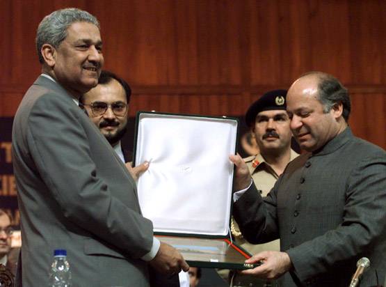 पाकिस्तान का परमाणु बम बनाने वाला 'भारतीय'