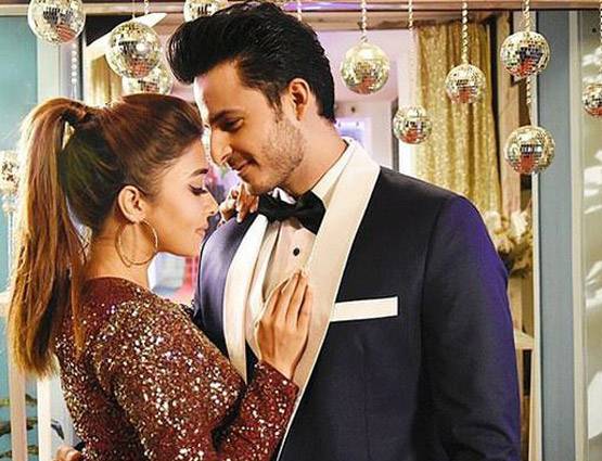 इंटीमेट सीन में एक्ट्रेस को गलत तरीके से छुआ, ऑफएयर होगा शो?