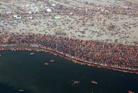 50 दिनों में 25 करोड़ श्रद्धालुओं ने लगाई डुबकी, कुंभ में बना रिकॉर्ड