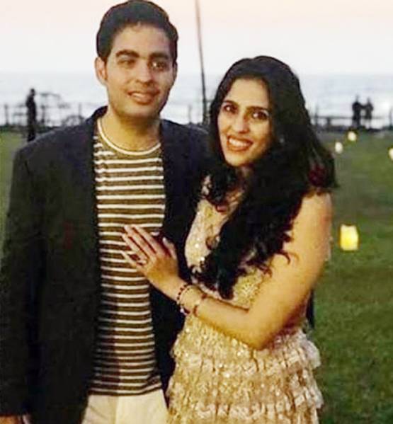 जियो वर्ल्ड में आज होगी शादी,यूं शुरू हुई थी आकाश श्लोका की लव स्टोरी