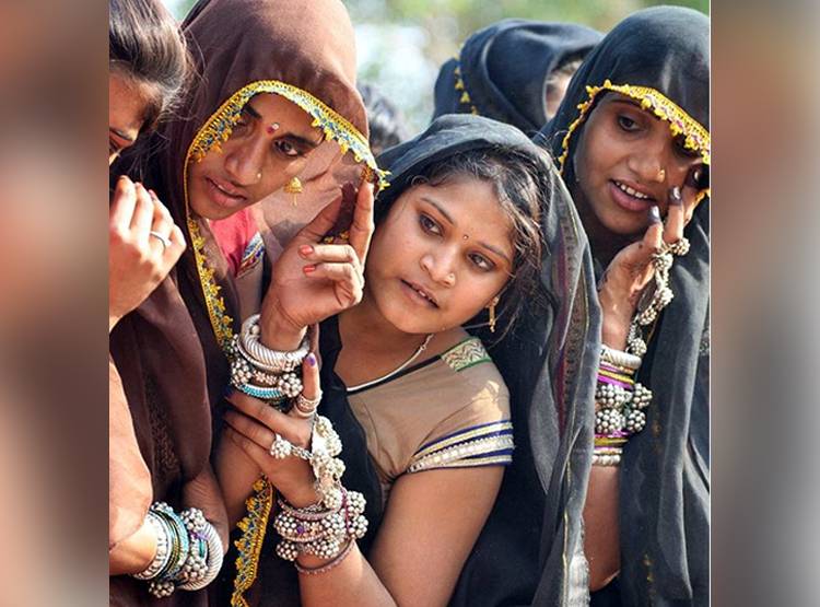 पान खिला करते हैं प्रपोज, इस मेले में चुटकी में बन जाती है जोड़ी