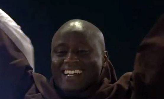 टीचर ने पहले बच्चों के लिए दान में दी सैलरी, अब मिलेंगे 6.8 करोड़