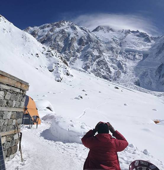 दुनिया के बेस्ट पर्वतारोही की नंगा पर्वत पर मौत, साथी की भी गई जान