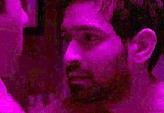 गे रिश्तों की संजीदा कहानी, चर्चा में अर्जुन-विक्रांत के लिपलॉक सीन