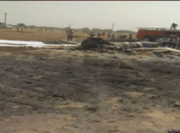 फिर क्रैश हुआ MIG 21, जानिए क्यों भारत के लिए उड़ता ताबूत हैं मिग