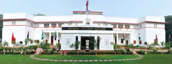 सेना में जाना चाहते हैं? तो मौका देंगे ये 14 डिफेंस इंस्टीट्यूट