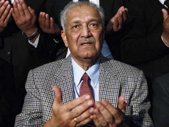 आखिर पाकिस्तान ने कैसे बनाया परमाणु बम?