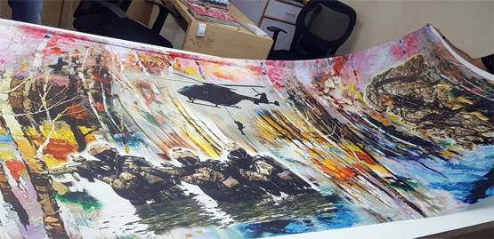 गुजरात के कारोबारी ने साड़ी पर उतार दी अभिनंदन की बहादुरी