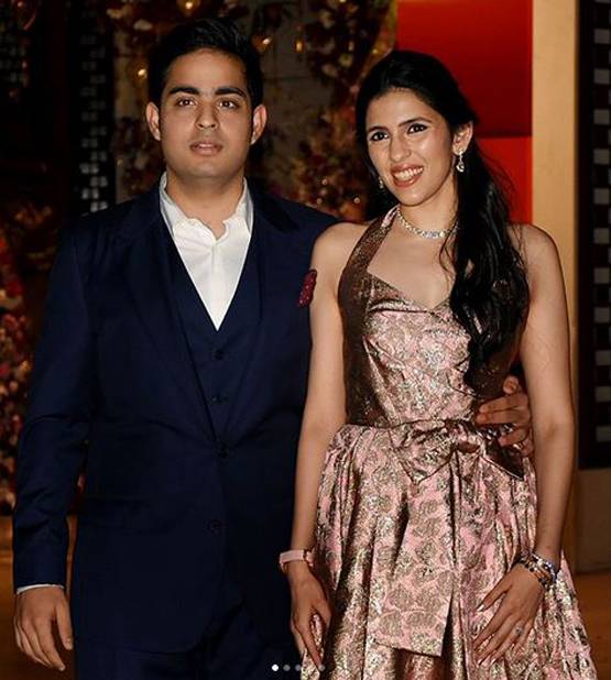 आकाश अंबानी और श्लोका मेहता की शादी से पहले हुई म्यूजिक नाइट