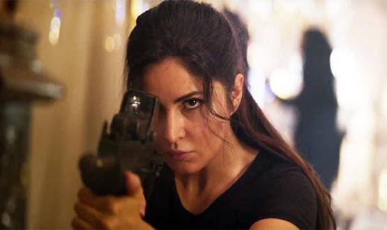 एक फिल्म के लिए सबसे ज्यादा फीस लेती हैं ये बॉलीवुड एक्ट्रेसेज