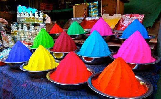 होली को 'ईद-ए-गुलाबी' कहते थे मुगल, सजती थीं बादशाह की महफिलें