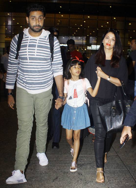 मालदीव से लौटे अभिषेक-ऐश्वर्या, एयरपोर्ट पर थकी नजर आईं आराध्या