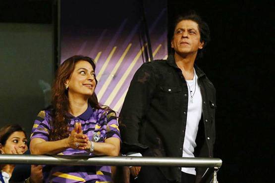 हार्दिक के हर छक्के पर टूट रहा था SRK का दिल, श्लोका मना रही थीं जश्न