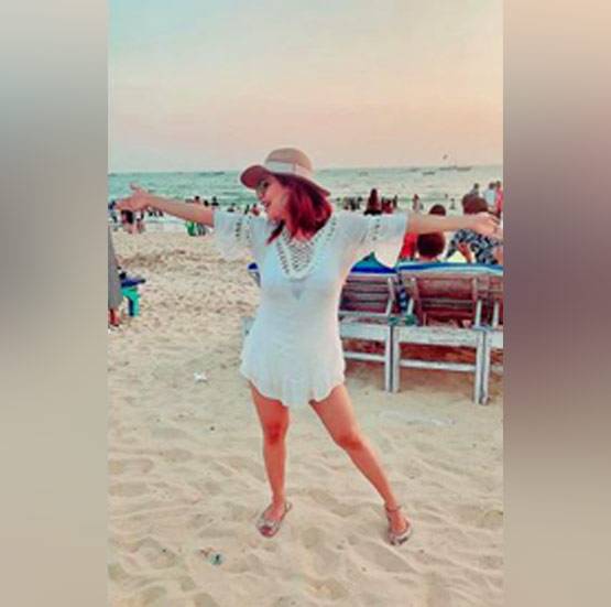 टीवी कपल का गोवा हॉलिडे, पति संग देबिना ने सेलिब्रेट किया बर्थडे