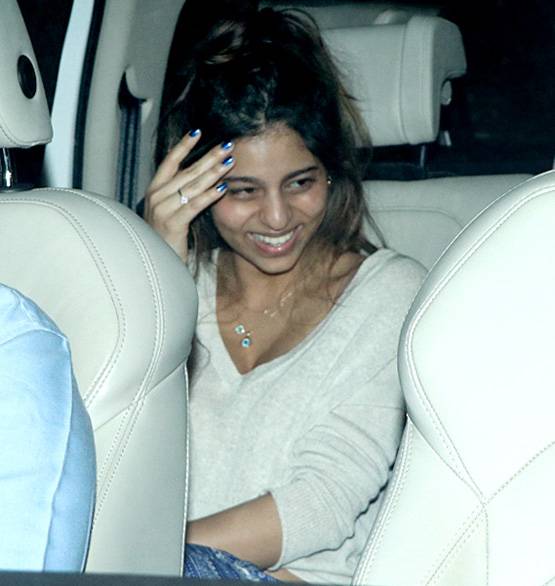 ऐसा क्या हुआ जो सुहाना खान-अनन्या पांडे की नहीं रुक रही हंसी, Photos