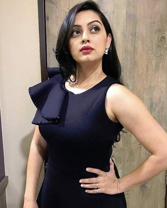 एक्ट्रेस की आपबीती: फिल्म के बदले निर्माता ने कहा था- 'एक रात सोना पड़ेगा'