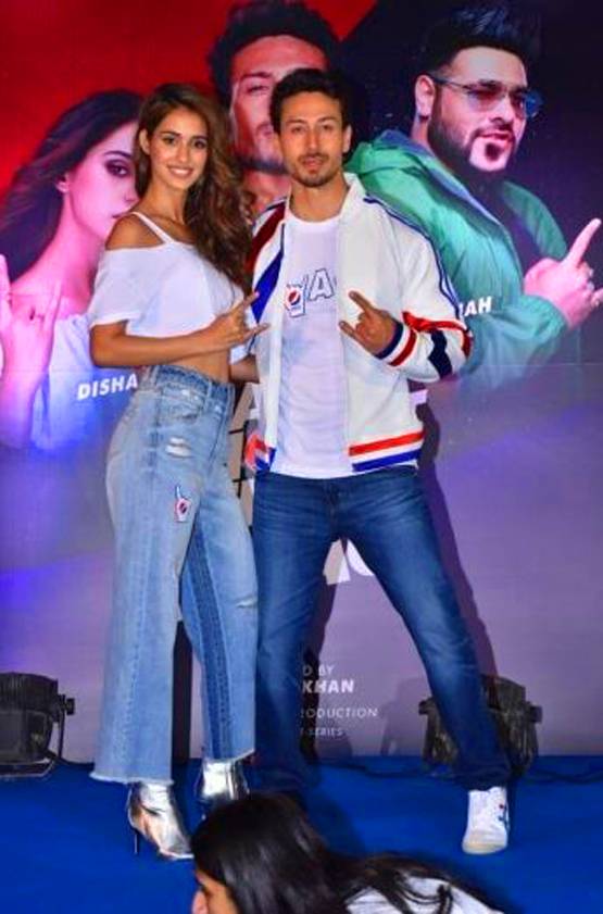 इवेंट में टाइगर-दिशा का जबरदस्त डांस, यूं दिखी केमिस्ट्री, PHOTOS