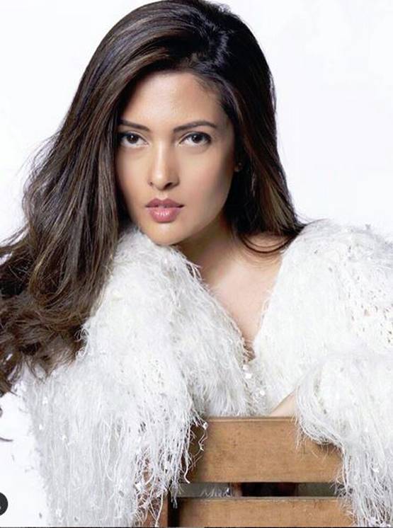 क्यों मां बनने से डर रही हैं एक्ट्रेस रिया सेन? बताई वजह