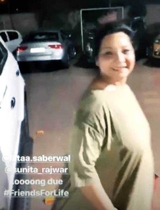 ये रिश्ता क्या कहलाता है की को-स्टार संग हिना का Chill out, Photos