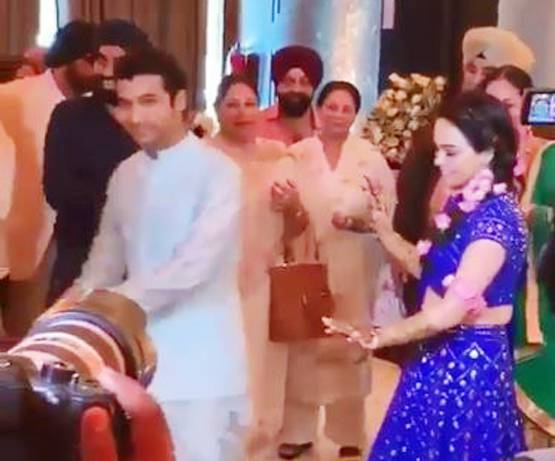 दिव्यांका त्रिपाठी के एक्स-बॉयफ्रेंड की मेहंदी सेरेमनी, सामने आईं तस्वीरें