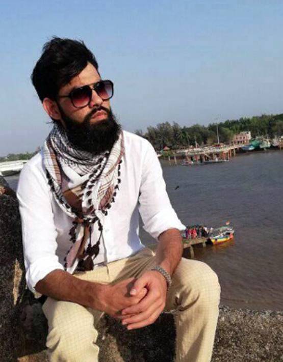 मौलवी ने पास की UPSC परीक्षा, फिर मदरसों पर दिया ये बड़ा संदेश